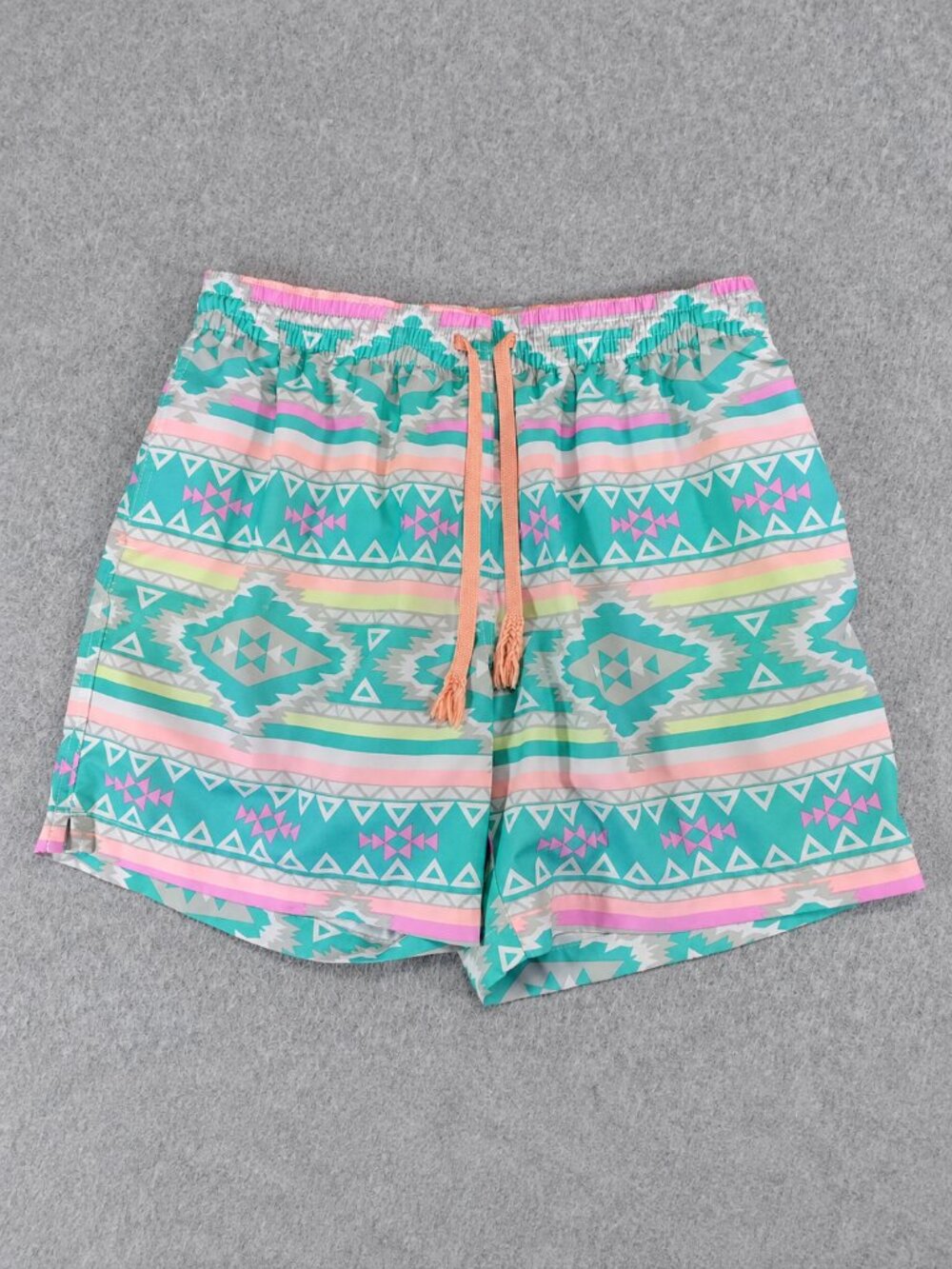 Chubbies Swim Trunks Mens M Teal Pink Geometric Lined 5.5 Inseam